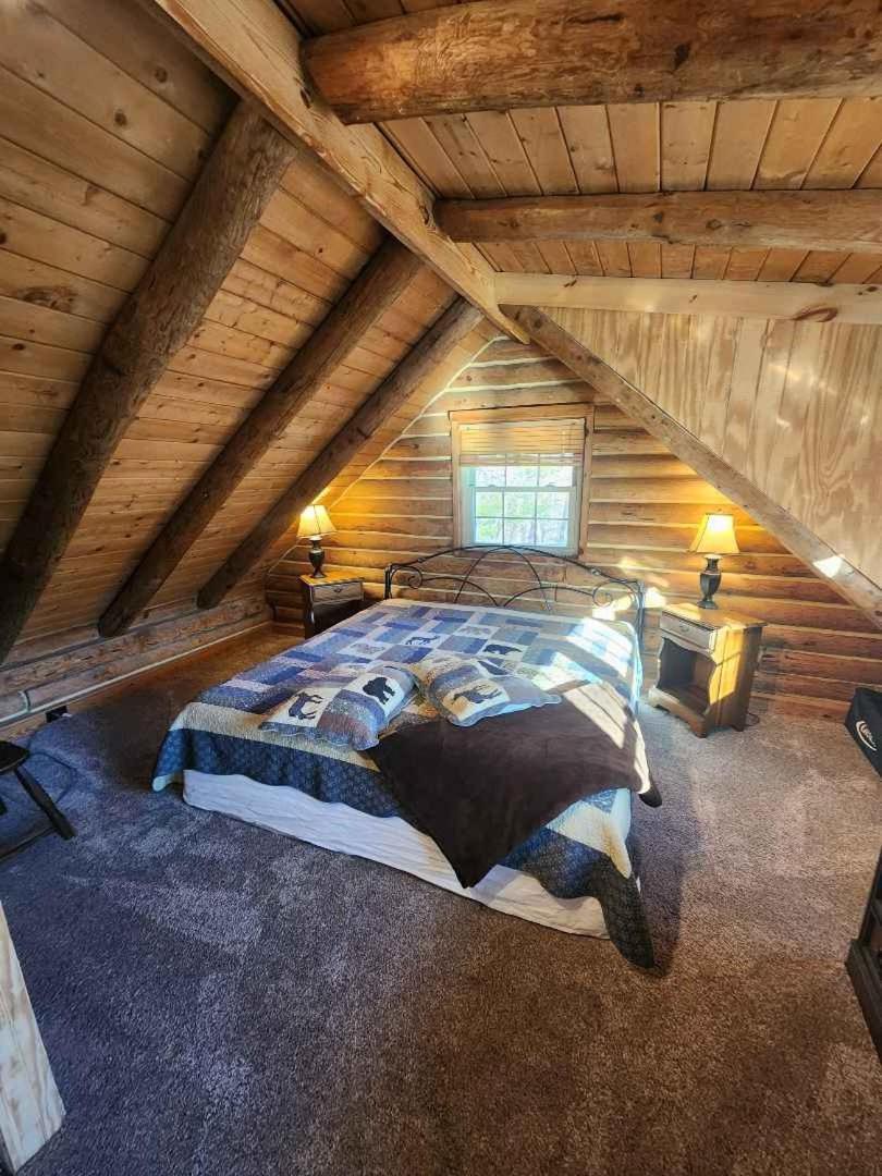 Very Private, Real Log Cabin With Hot Tub! Sevierville Dış mekan fotoğraf