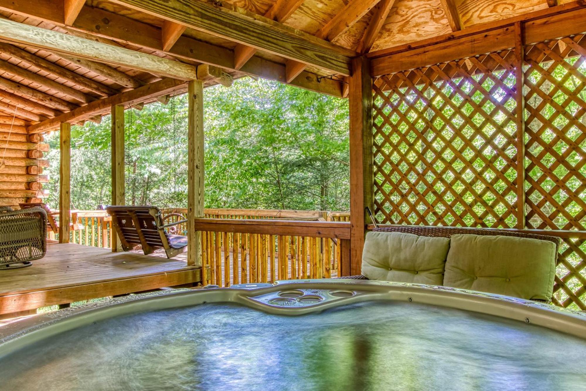 Very Private, Real Log Cabin With Hot Tub! Sevierville Dış mekan fotoğraf
