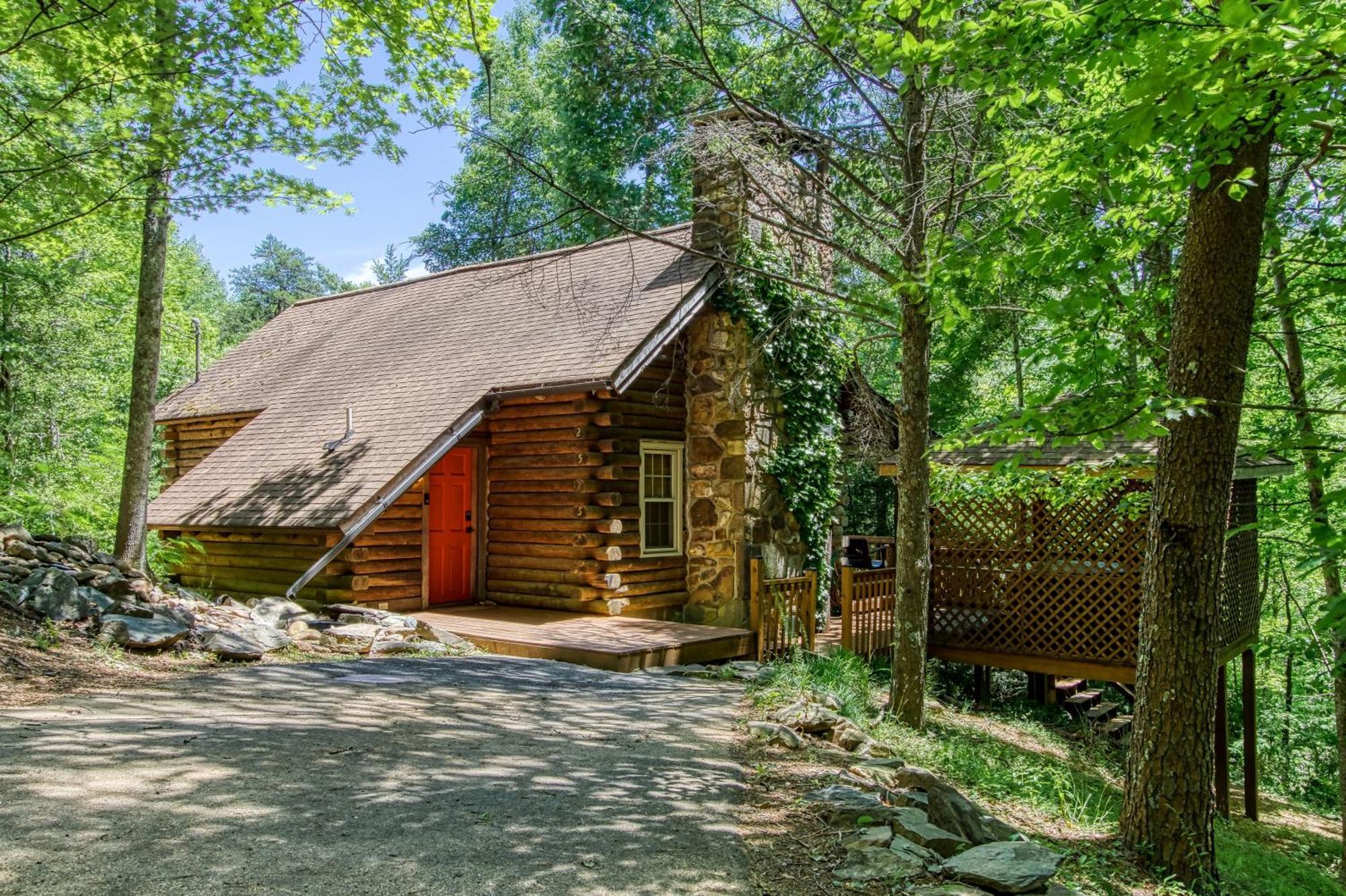 Very Private, Real Log Cabin With Hot Tub! Sevierville Dış mekan fotoğraf